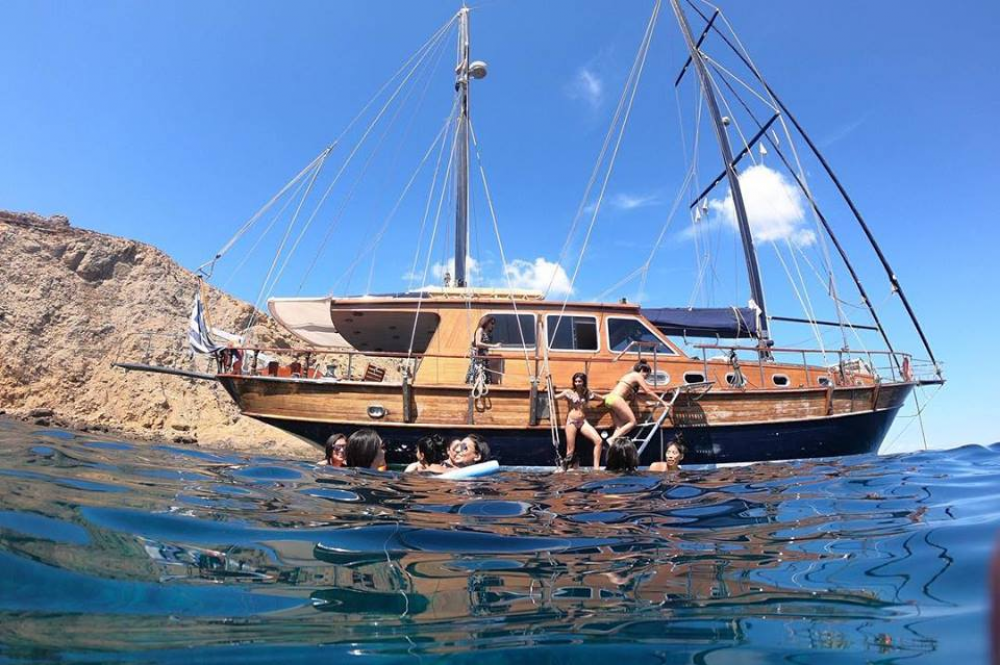 Delos and Rhenia Sailing Cruise from Mykonos