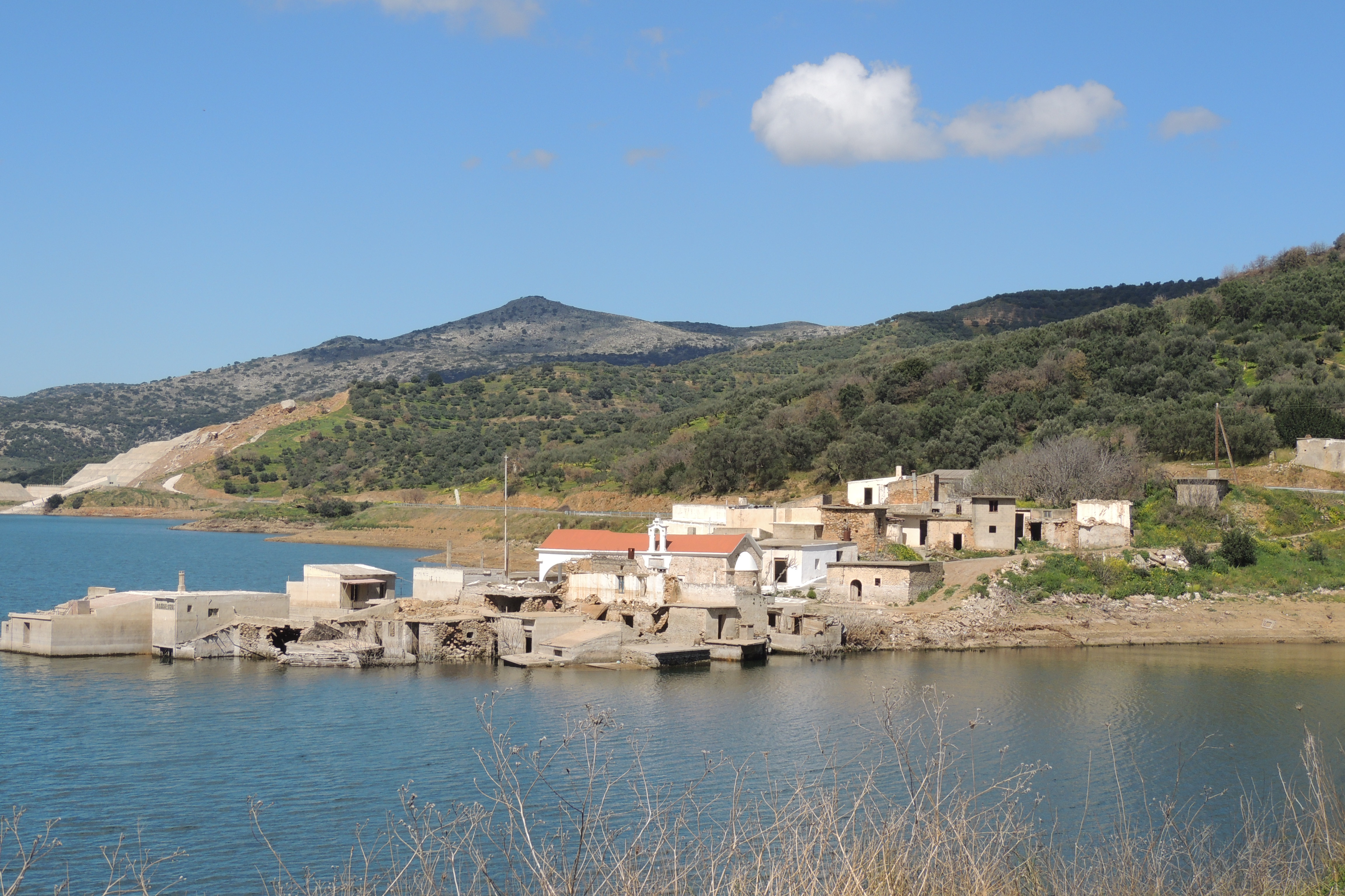 UNKNOWN MOUNTAINS AND FANTASTIC LASITHI PLATEAUS TRAIL