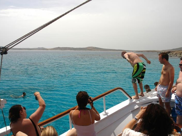 Rhenia Island Cruise