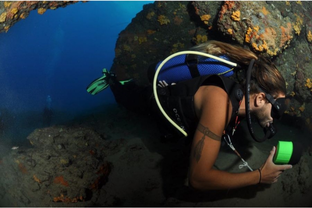 Crete scuba diving lessons for beginners in chania