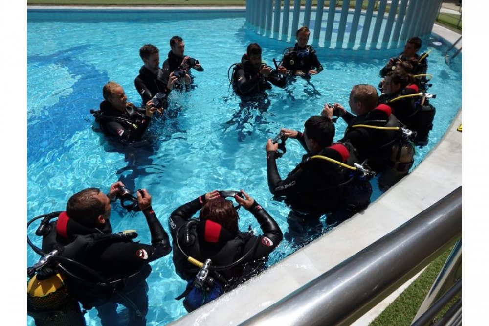 Crete Scuba Diving Lessons for Beginners in Chania
