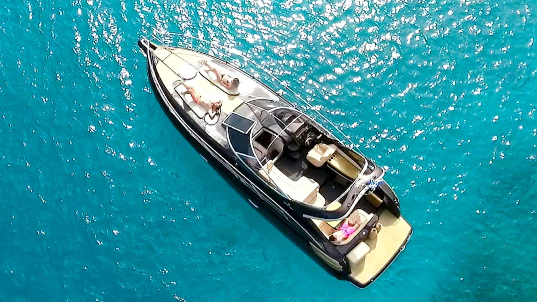 HERMES 38 HALF Day Cruise from Mykonos to Delos and Rhenia islands