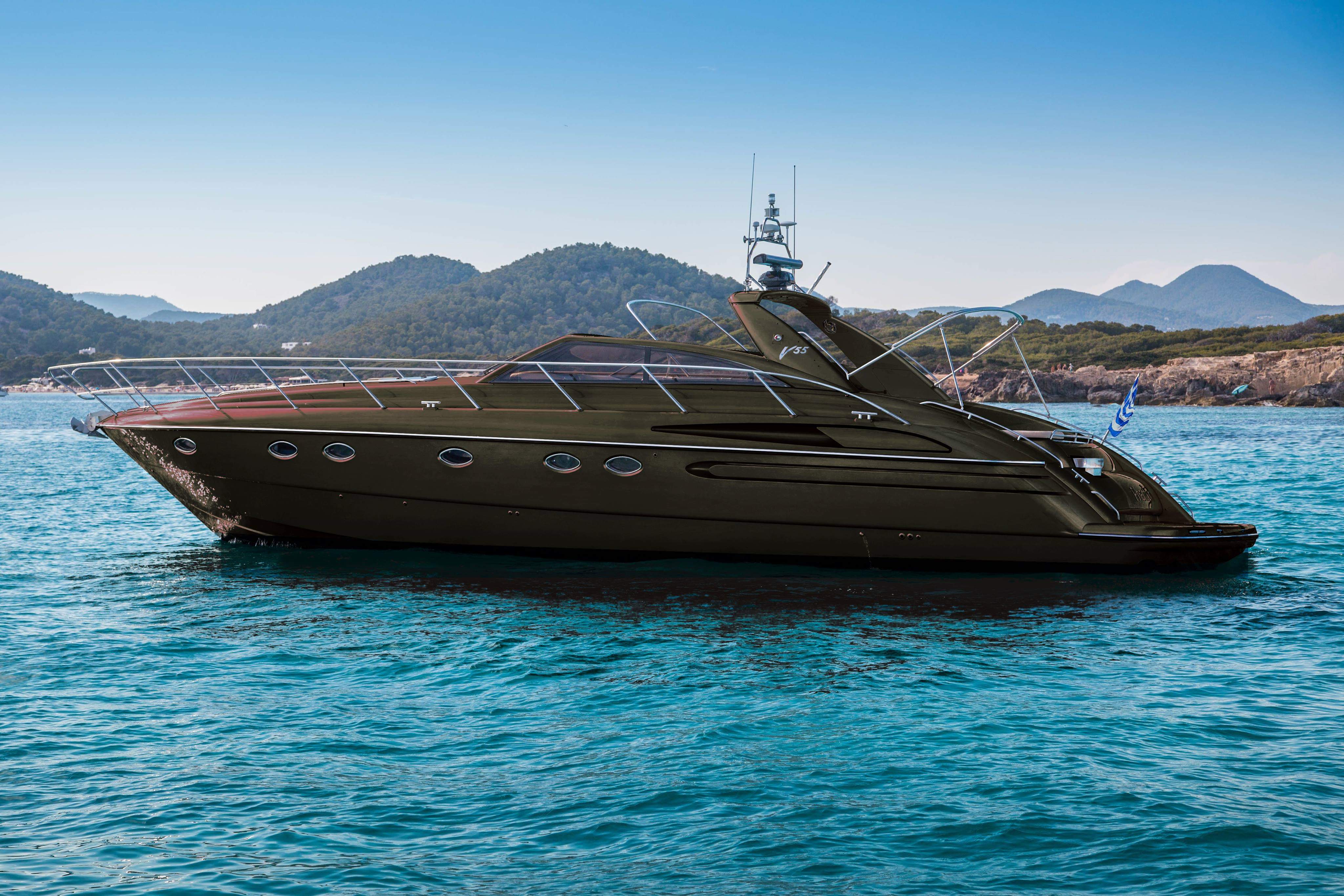 Hermes 55 FULL Day Cruise from Mykonos to Delos and Rhenia islands
