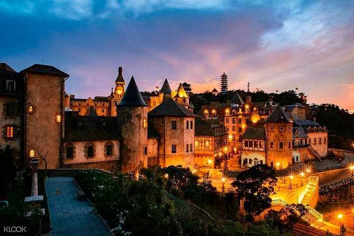 Ba Na Hills Bridge: Full-day Ba Na Hills Golden Bridge Tour from Da Nang & Hoi An