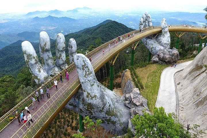 Ba Na Hills Bridge: Full-day Ba Na Hills Golden Bridge Tour from Da Nang & Hoi An