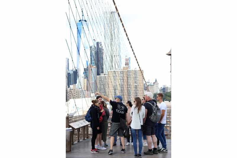 Brooklyn Bridge Walking: 2-hour Guided Tour