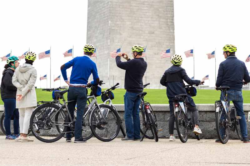 Washington DC Bike Tour: Monuments and Memorials Highlights