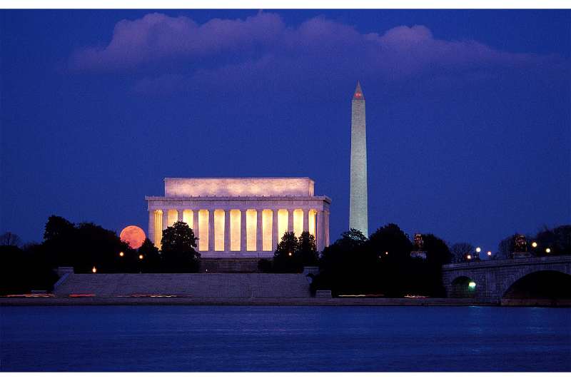 dc monuments and memorials night tour