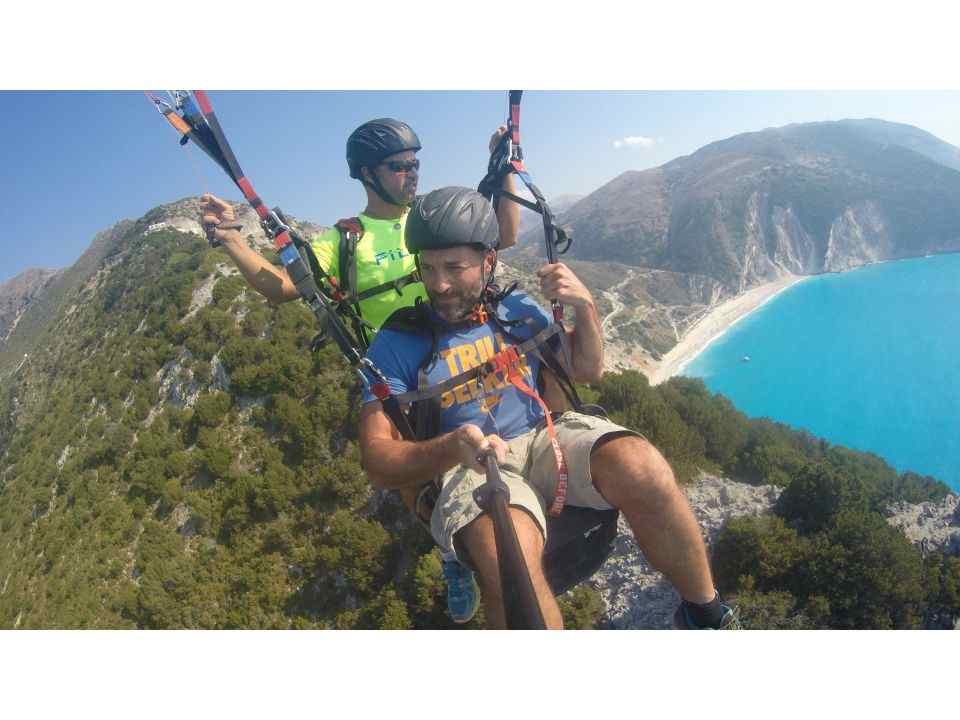 Paragliding Kefalonia: Tandem Paragliding Flight Experience in Kefalonia