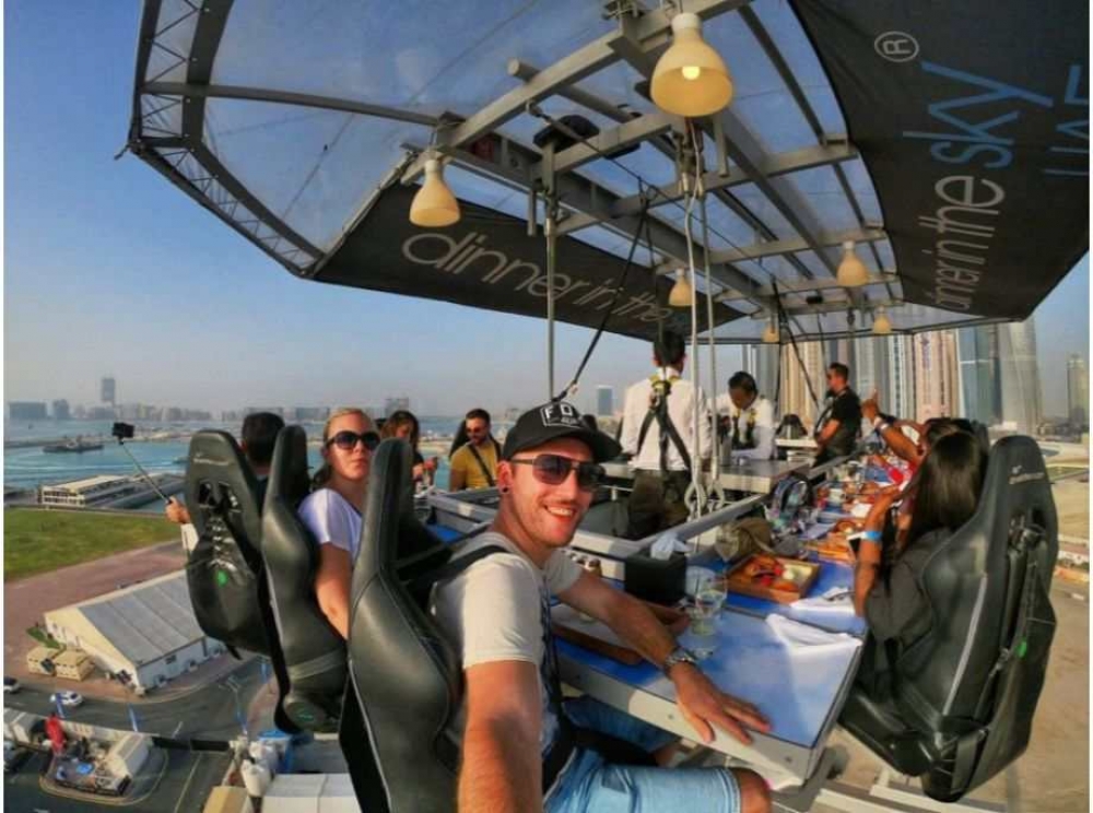 Dubai Dinner In The Sky Experience