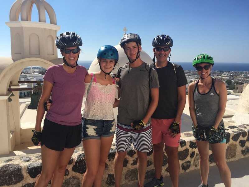 Santorini Bike Tour: 3.5-hour Santorini E-Bike Tour & Wine Tasting