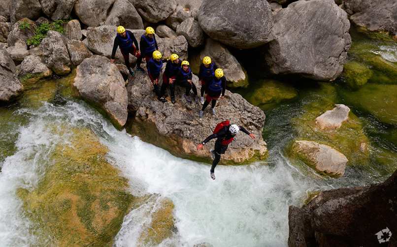 Cetina River Canyoning: Extreme Canyoning Experience from Split