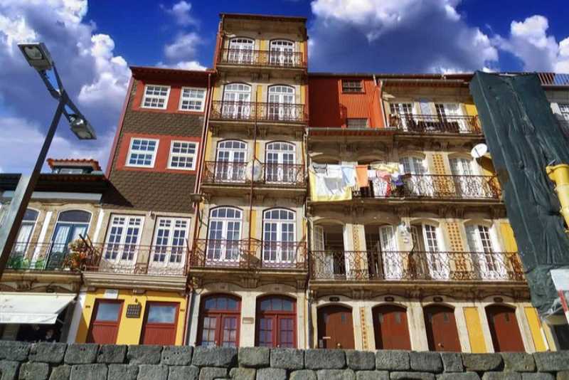 Porto Sightseeing: Full-day Porto Tour with Wine Tasting & River Cruise 