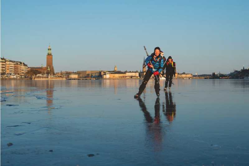 Stockholm Ice Skating: Full-day Ice Skating Experience near Stockholm