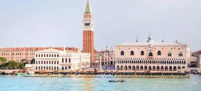 Venice Walking Tour: 90-minute Venice Guided Walking Tour