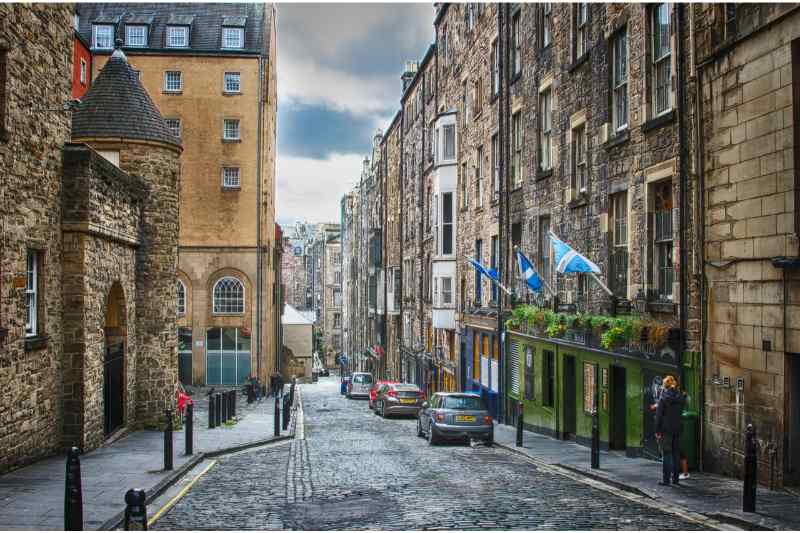 Edinburgh Tour: 3-hour Edinburgh Private Walking Tour