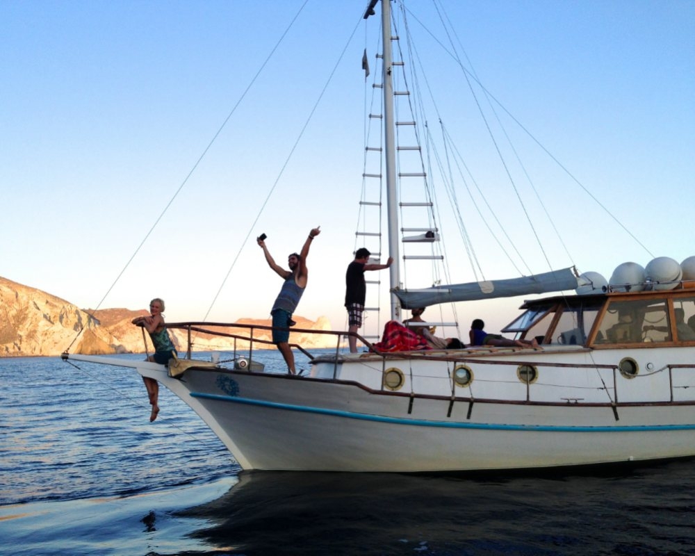 Santorini Sailing Traditional Boat Trip