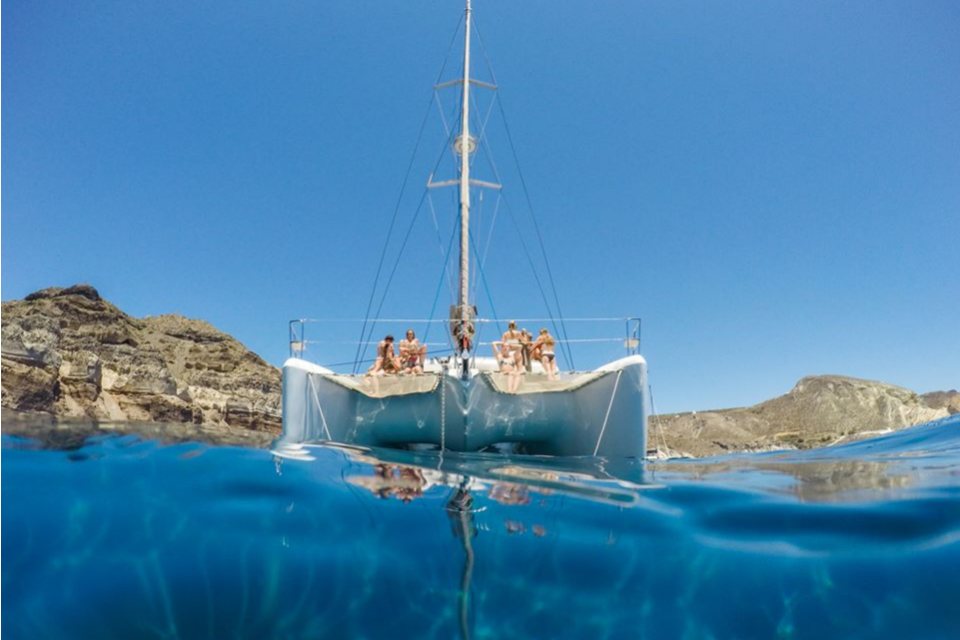 Santorini Private Catamaran: 5-hour Private Santorini Catamaran Tour