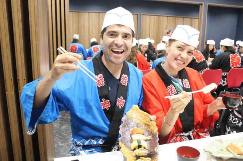 Sushi Class in Tokyo: 2-hour Sushi Making Class in Tokyo by a Professional Sushi Chef