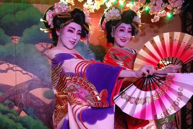 Tokyo Bay Cruise: 2-hour Tokyo Bay Cruise with Dinner and Oiran Show