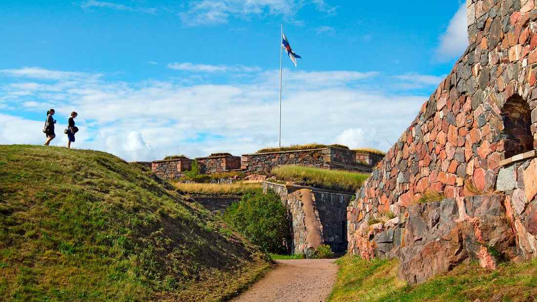 Suomenlinna Tour: 6-hour Suomenlinna Walking Tour from Helsinki