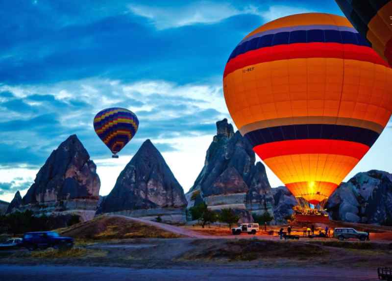 Hot Air Balloon in Cappadocia: 3-hour Hot Air Balloon Experience in Cappadocia