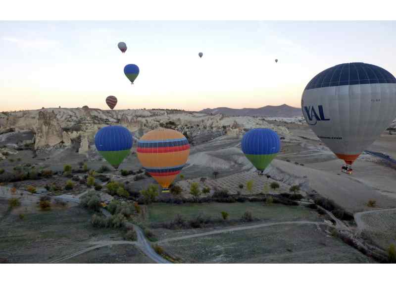 Hot Air Balloon in Cappadocia: 3-hour Hot Air Balloon Experience in Cappadocia