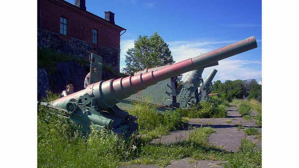 Suomenlinna Tour: 6-hour Suomenlinna Walking Tour from Helsinki