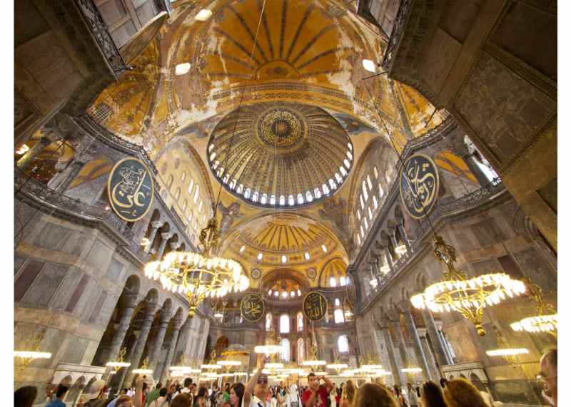 Istanbul Tour: Half-day Blue Mosque, Hagia Sophia and Grand Bazaar Tour