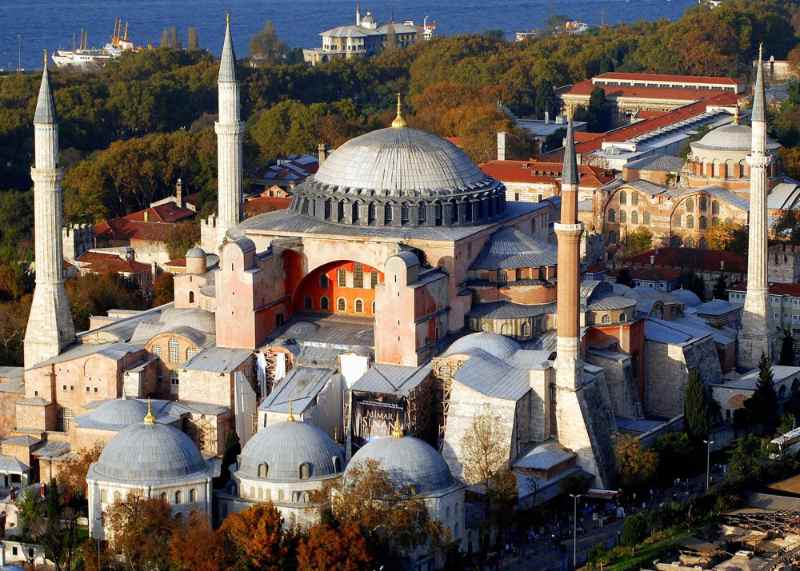 Istanbul Tour: Half-day Blue Mosque, Hagia Sophia and Grand Bazaar Tour