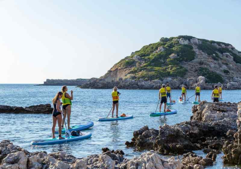 Rhodes Water Sports: 60-minute SUP Rental with Introduction for Beginners in Rhodes