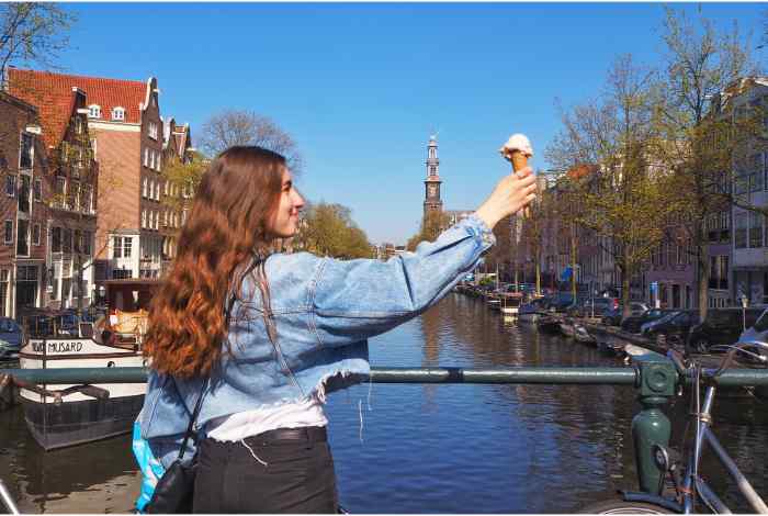 Amsterdam Food Tour: 2-hour Self-Guided Food Hunt in the Jordaan District