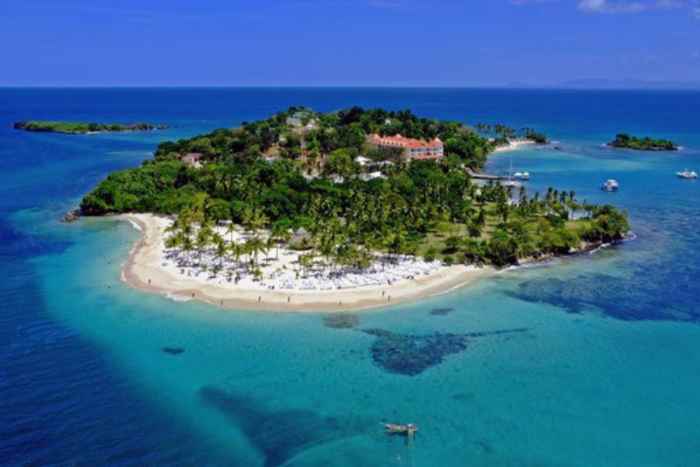 Samana Tour: Full-Day Samana Tour By Plane from Punta Cana