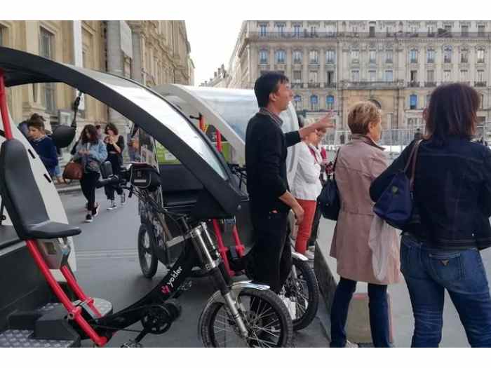 Lyon Tour: 2-hour Guided Pedicab Lyon Tour