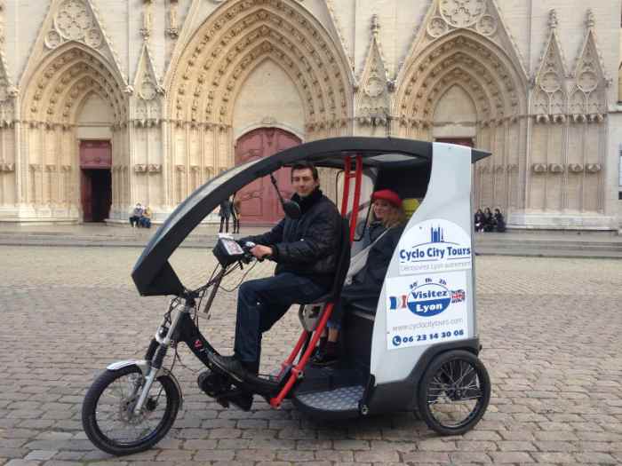 Lyon Tour: 2-hour Guided Pedicab Lyon Tour