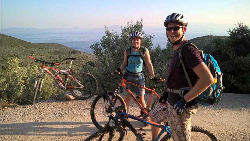 Pelion Cycling Tour: Full-day Cycling and Wine Tasting Tour