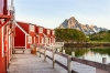 Nyvågar Rorbu Hotel Cabins with Sea View in Lofoten