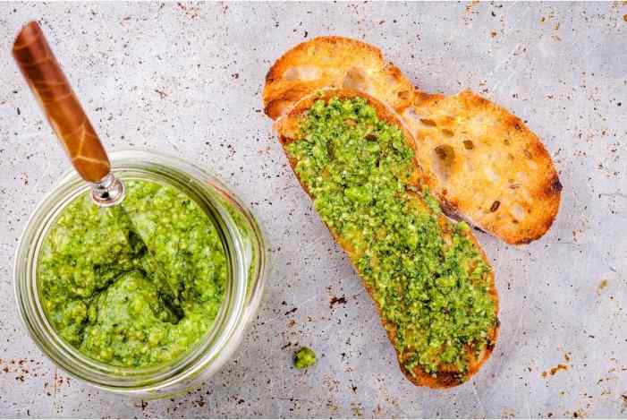 Cinque Terre Cooking Class: 60-Minute Pesto Cooking Class in Manarola, Cinque Terre