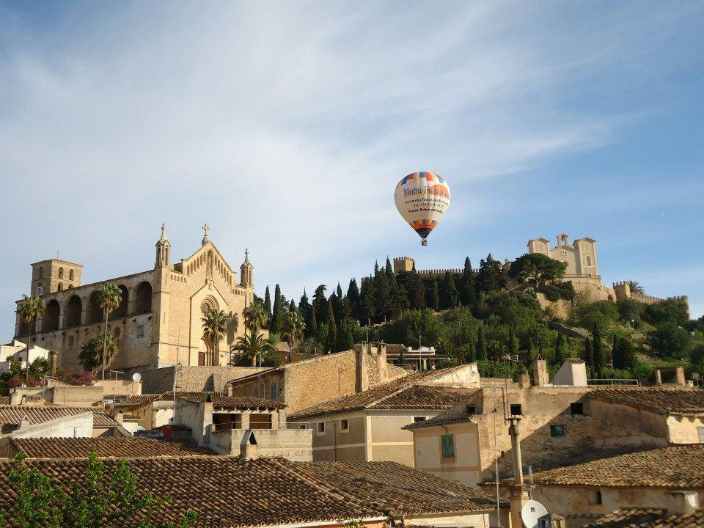 Mallorca Hot Air Ballon Ride: 60-minute Private Hot Air Balloon Ride above Mallorca