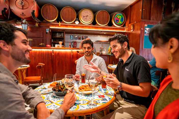 Barcelona Food Tour: 4-hour Barcelona Tapas Tour Through 3 Local Bars