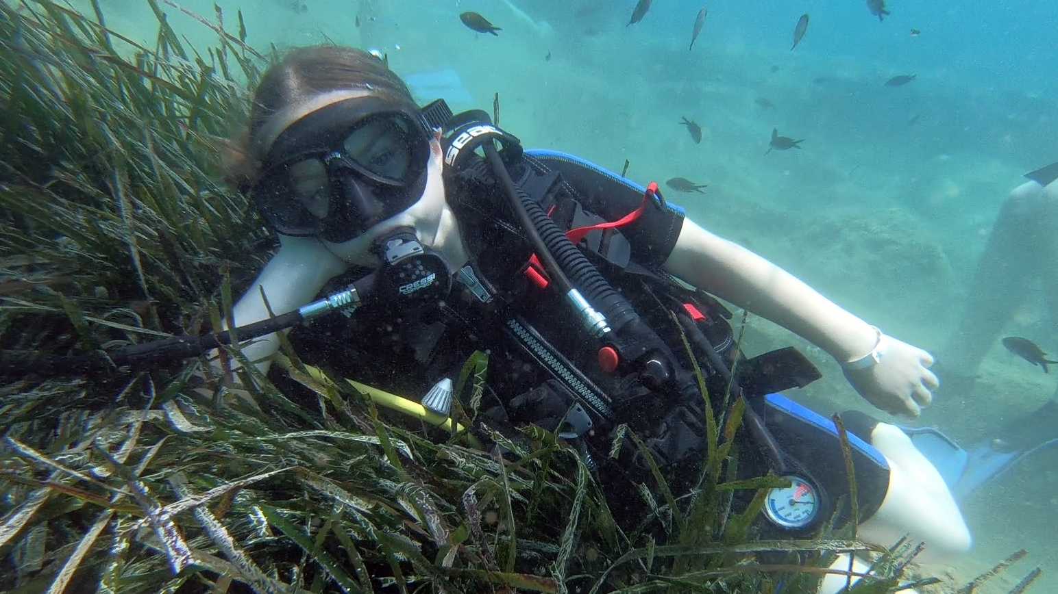 Diving in Crete: Scuba Diving lesson for beginners in Crete with a PADI instructor