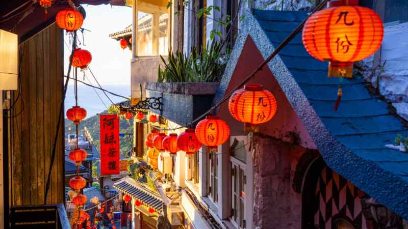 Jiufen Tour: 5-hour Jiufen and Shihfen Tour from Taipei