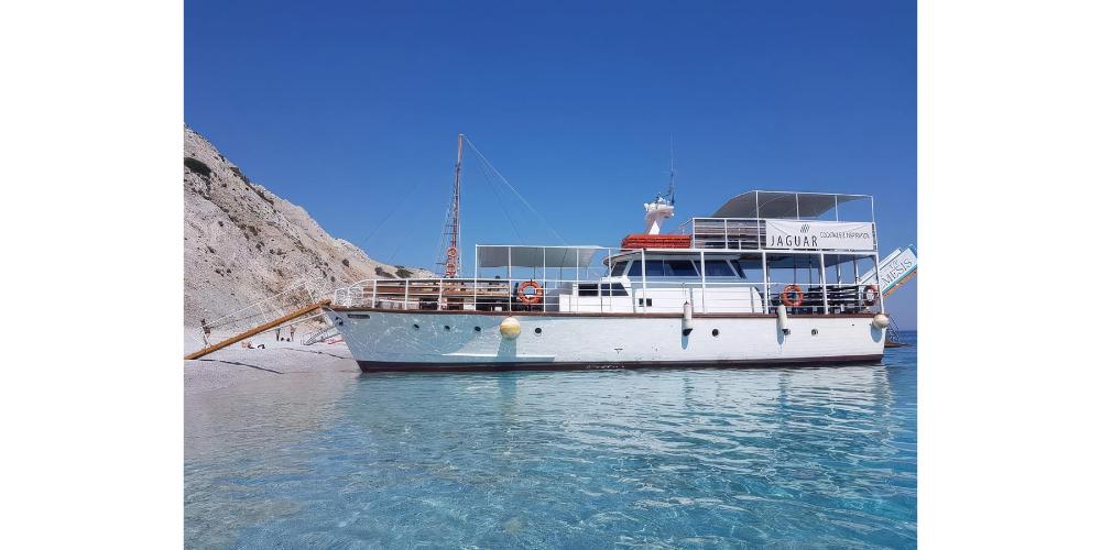 Skiathos Boat Trip: Full-day Discover Skiathos by Boat Experience