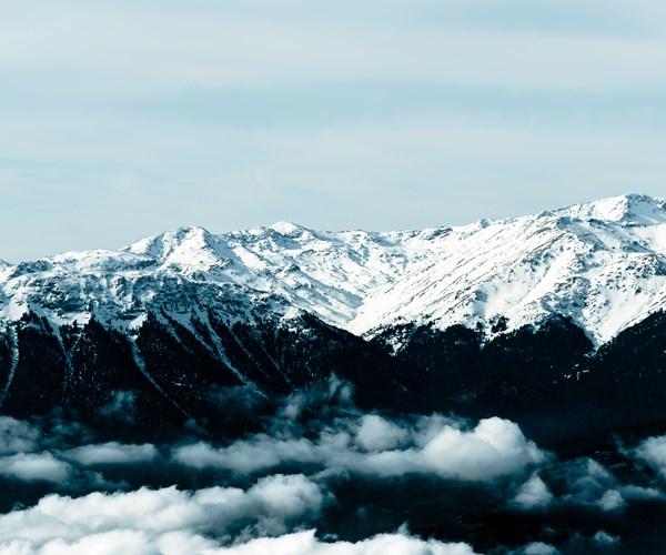 Athens to Delphi: Full-day Athens to Delpi, Mount Parnassus, and Arachova Private Tour 