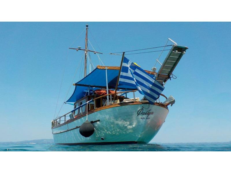 Skopelos Sunset Cruise: 3-hour Skopelos Sunset Cruise with Swim Stop, Drinks & Snacks to Alonissos