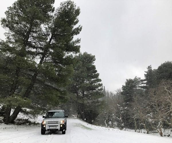 Daytrip from Athens: Athens Private Tour to Mount Corinth, Ziria Plateau, Lake Dasiou, and Doxa