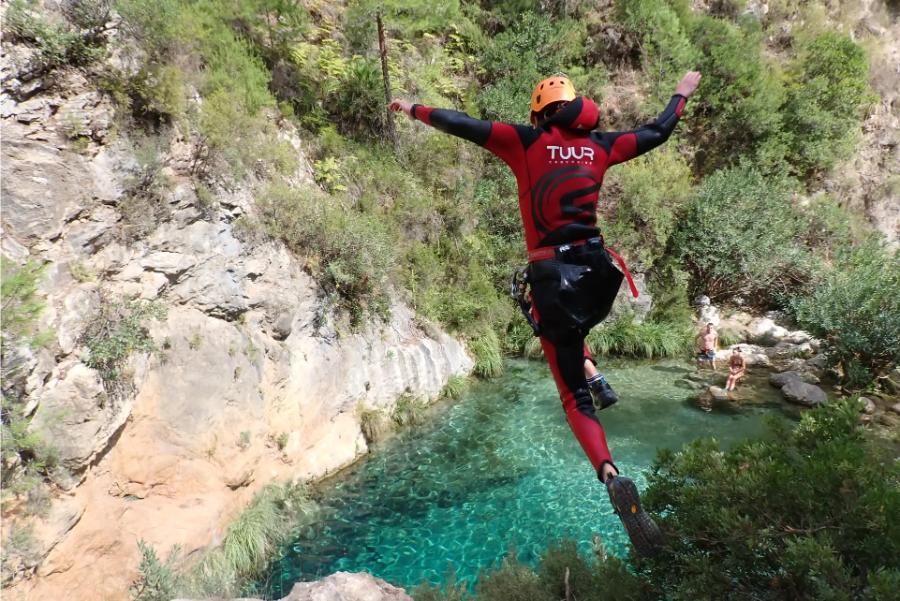 Rio Verde Canyoning: 4-hour Rio Verde Canyoning Adventure in Sierra de Almijara