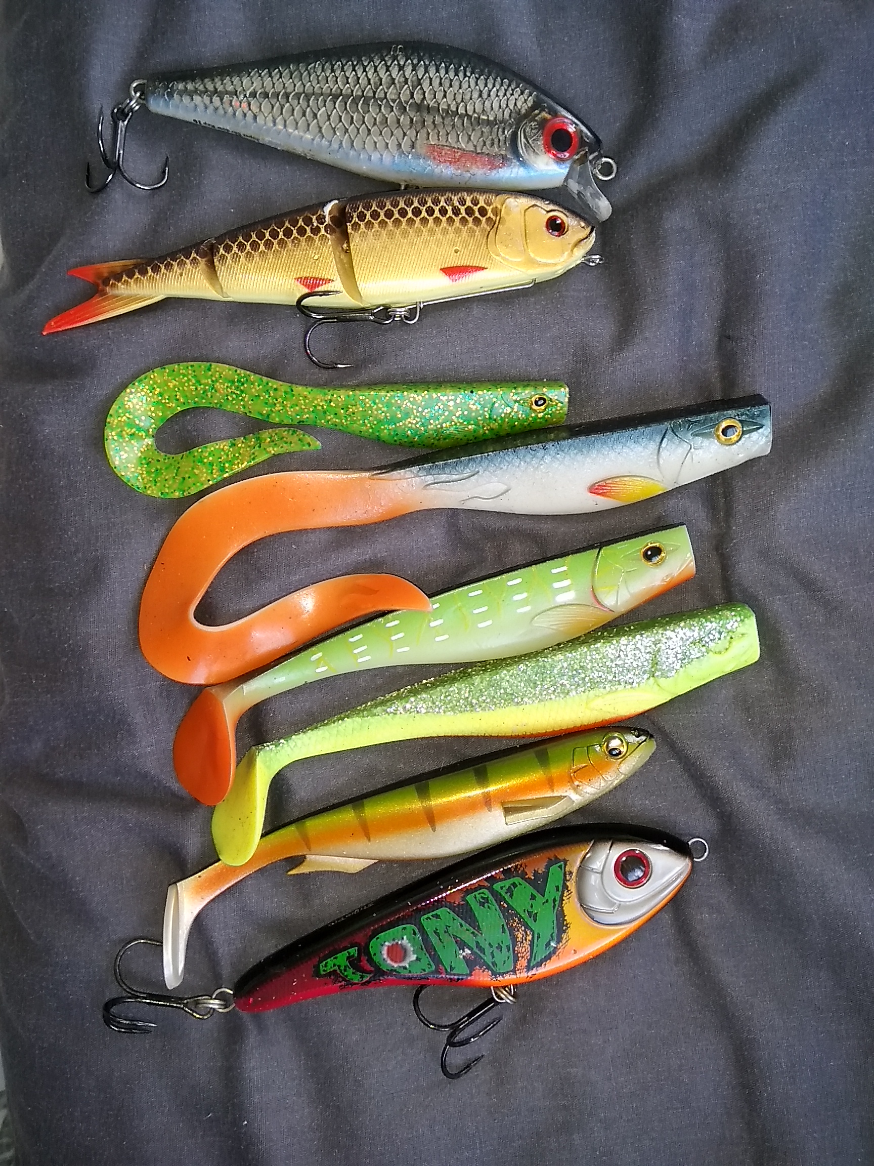 Leurre Big Bait Illex Dexter Shad 250 (UV Bomb) ILLEX