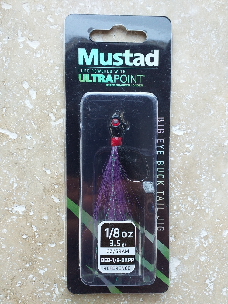 Big eye buck tail jig 3,5gr black /purple 