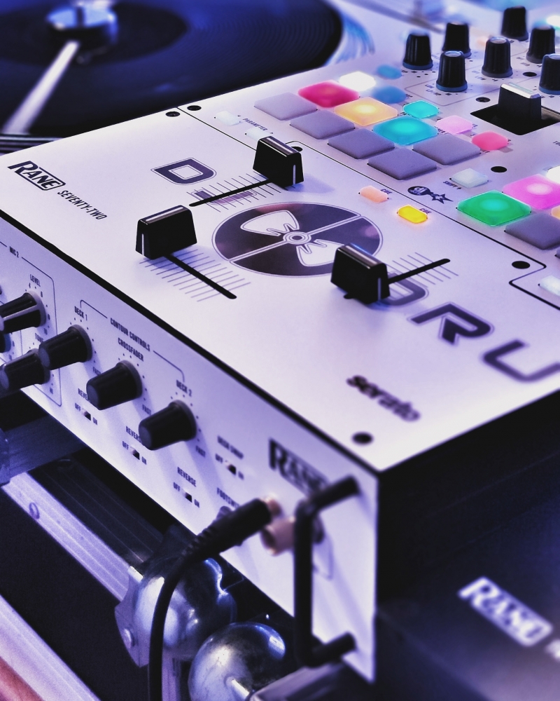 DJ DRU